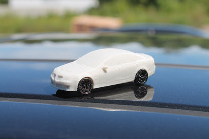 1:64 G8 Model